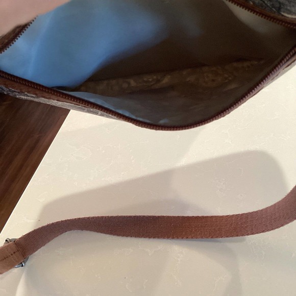 Sakroots Navy Blue Spirit Desert Floral Crossbody Adjustable Strap Granny core - Picture 9 of 10